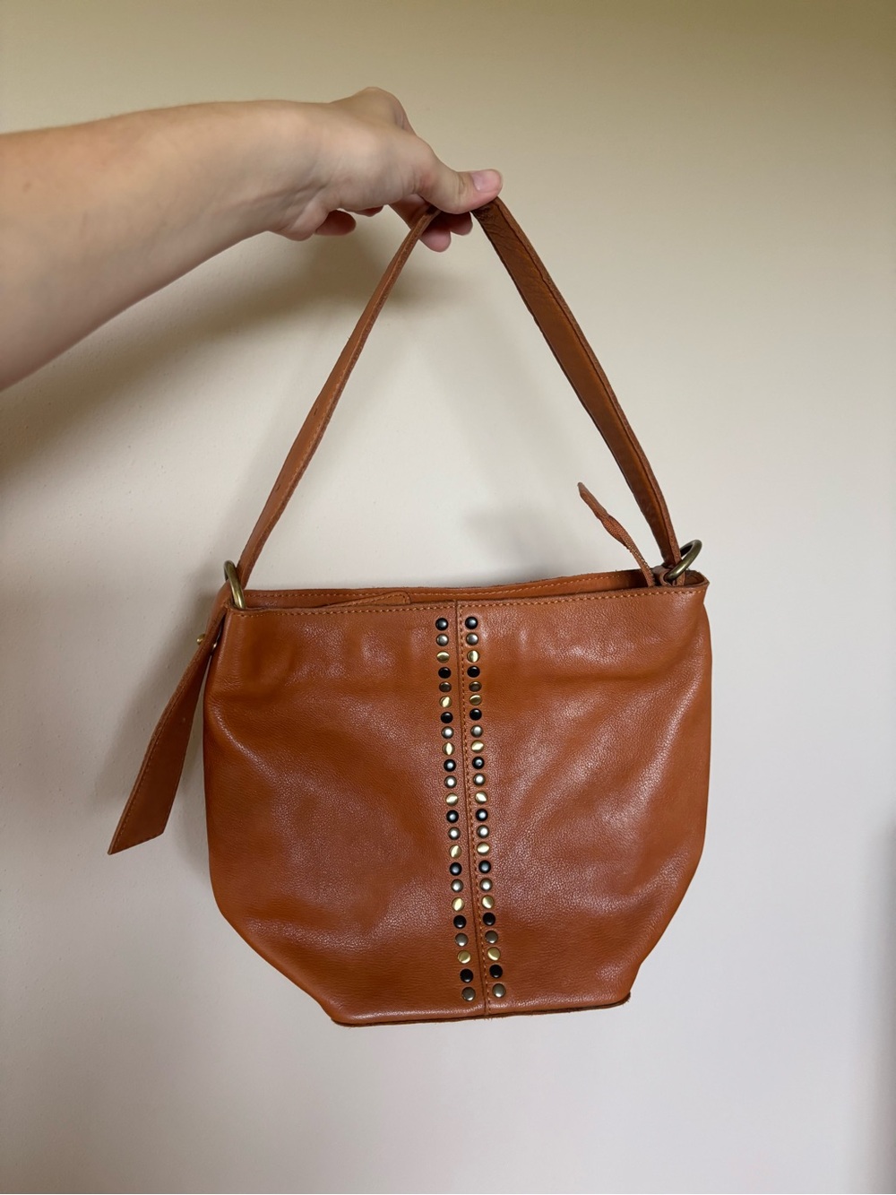 Vilenca Holland Genuine Leather Studded Shoulder Bag